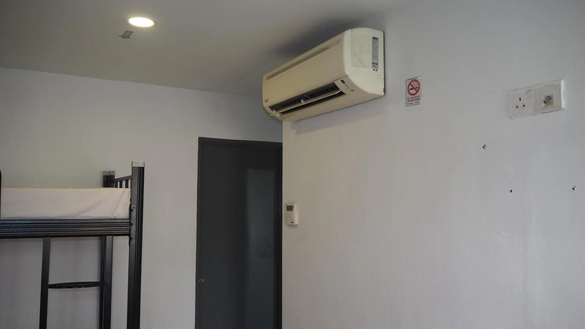 Hostel Leo Backpackers @ Central Market Kuala Lumpur